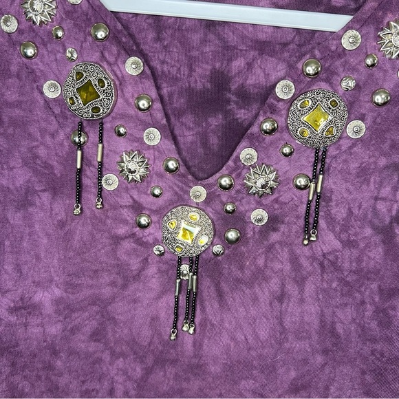 Vintage Cover Charge Purple Tie Dye Embellished V-neck T-shirt One Size Fits All - Picture 9 of 9